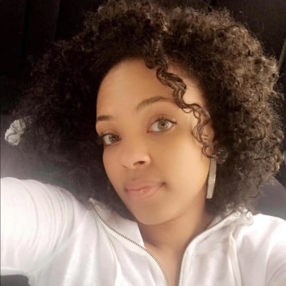 Meet your Posher, Roni v - Picture 6 of 16